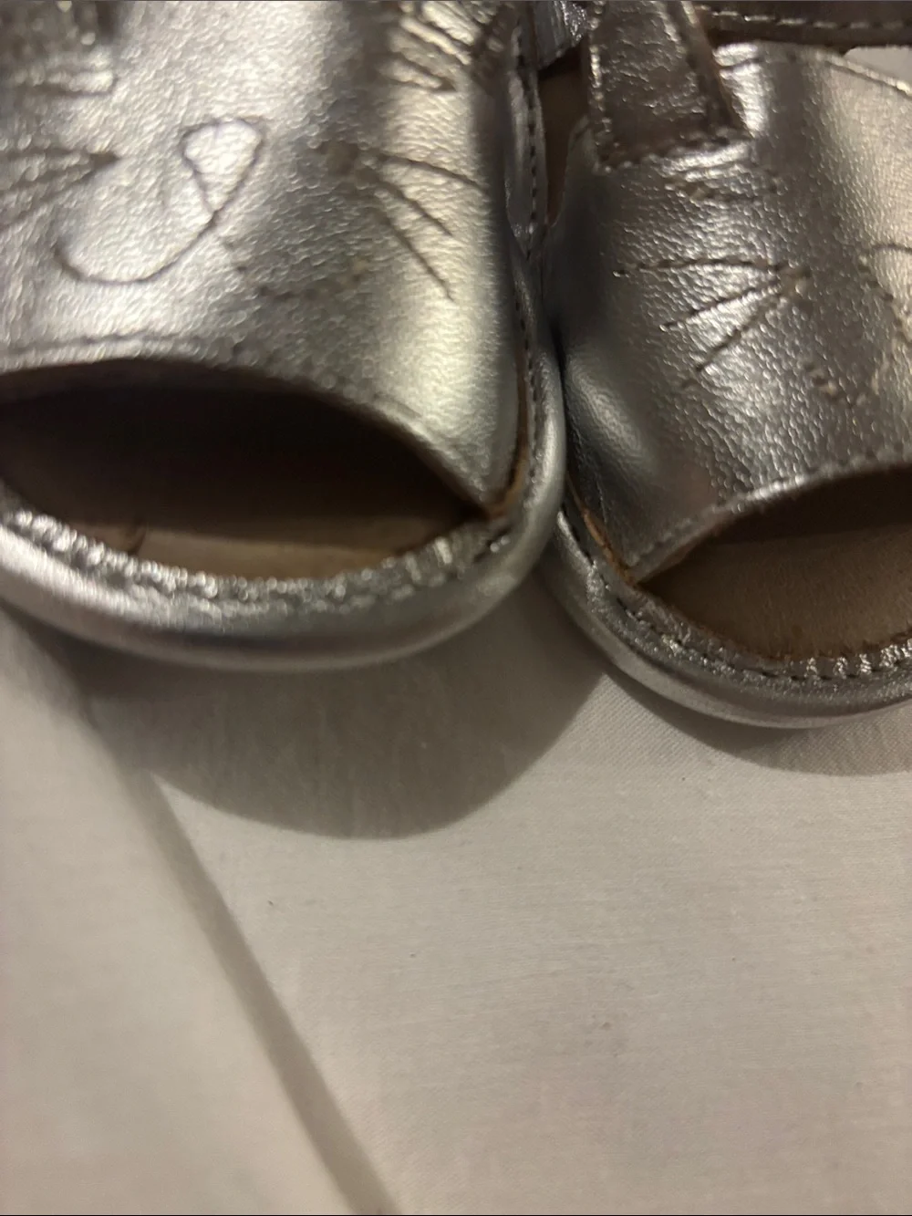 NWOT Old Soles Silver Cat-Accent Baby Sandals